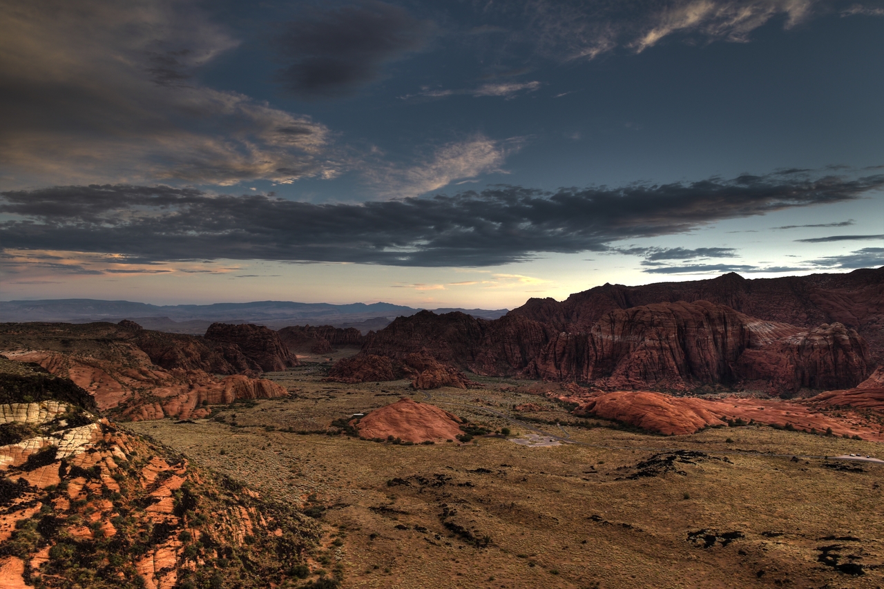 Snow_canyon_overlook_hdr